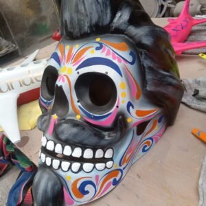 mascara casco hecho a mano